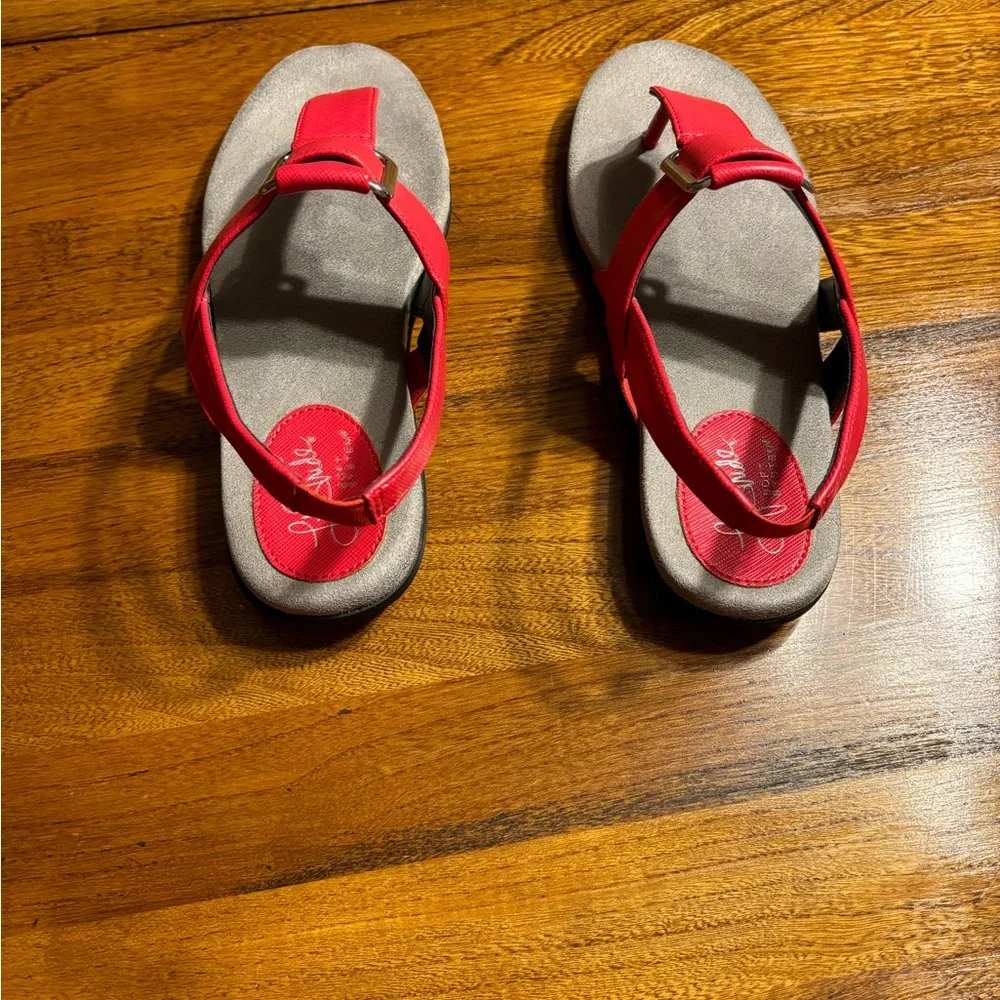 Women’s Red Sandals - Picture 2 of 3